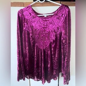 velvet material long sleeve sweater